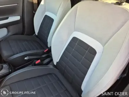 Photo 8 Citroën C3  1.2 Turbo 100ch MAX