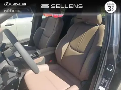 Photo 10 Lexus Lbx  1.5 136ch Elegant 2WD MY26