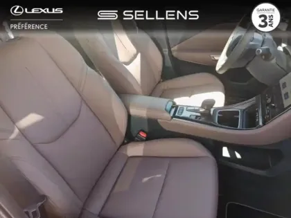 Photo 5 Lexus Lbx  1.5 136ch Elegant 2WD MY26