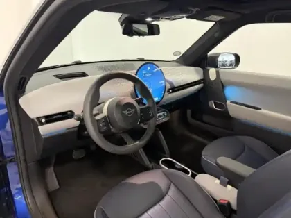 Photo 5 Mini Cooper  3 Portes SE 218ch Favoured