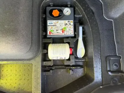 Photo 9 Ford Mondeo  SW 2.0 HYBRID 187ch ST-Line BVA 7cv