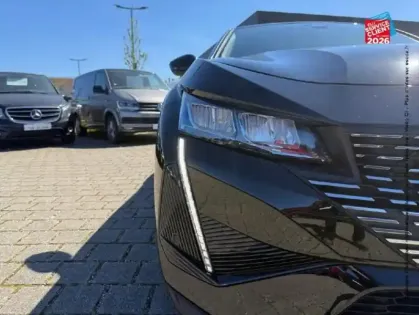 Photo 11 Peugeot 408  Hybrid 136ch Allure e-DCS6