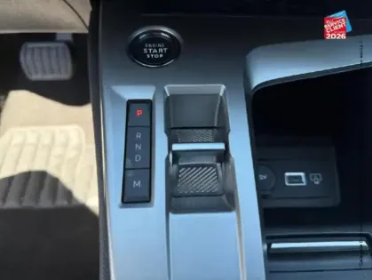 Photo 14 Peugeot 408  Hybrid 136ch Allure e-DCS6