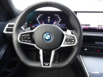 Photo 7 BMW Serie 3 Série 3 Touring 330eA xDrive 292ch M Sport