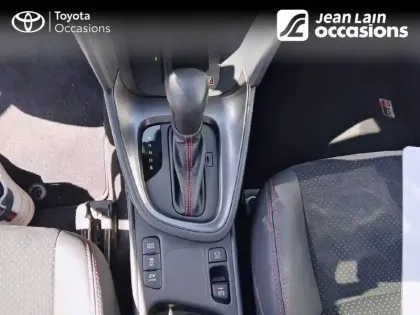 Photo 12 Toyota Yaris  Cross Hybride 130h 2WD