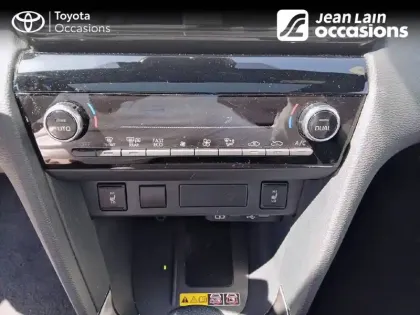 Photo 13 Toyota Yaris  Cross Hybride 130h 2WD