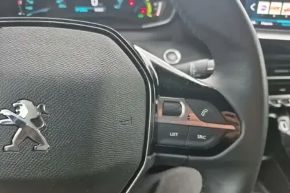 Photo 50 Peugeot 208  Electrique 50 kWh 136ch