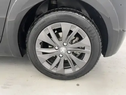 Photo 23 Peugeot 208  Electrique 50 kWh 136ch