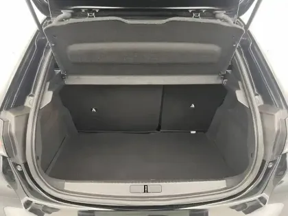 Photo 20 Peugeot 208  Electrique 50 kWh 136ch