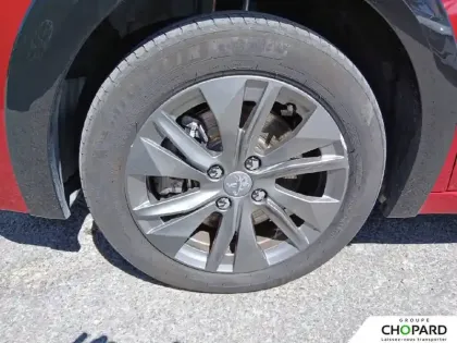 Photo 11 Peugeot 208  Electrique 50 kWh 136ch