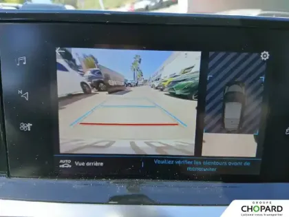 Photo 17 Peugeot 208  Electrique 50 kWh 136ch