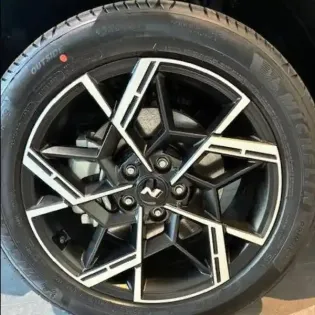 Photo 11 Hyundai Tucson  1.6 T-GDI 239 Hybrid BVA6