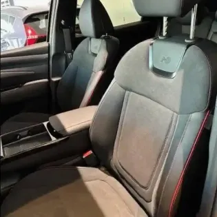 Photo 25 Hyundai Tucson  1.6 T-GDI 239 Hybrid BVA6