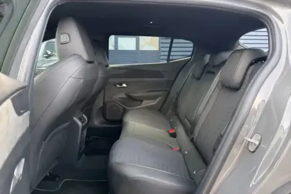 Photo 10 Peugeot 408  Hybrid 145 e-DCS6