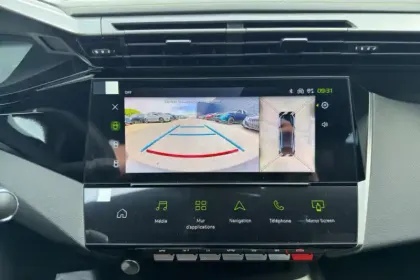 Photo 21 Peugeot 408  Hybrid 145 e-DCS6