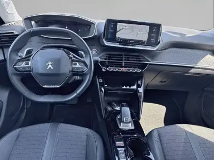 Photo 7 Peugeot 2008  BlueHDi 130 S&S EAT8