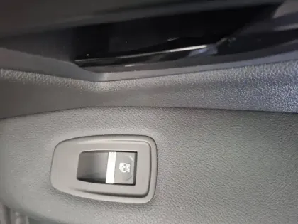 Photo 19 Renault Megane  E-Tech EV60 130ch super charge