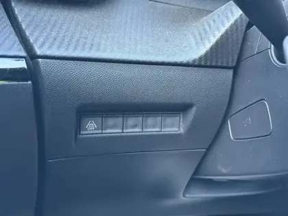 Photo 20 Peugeot 2008  PureTech 130 S&S EAT8