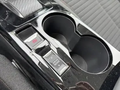 Photo 19 Peugeot 208  Electrique 50 kWh 136ch