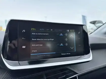 Photo 18 Peugeot 208  Electrique 50 kWh 136ch