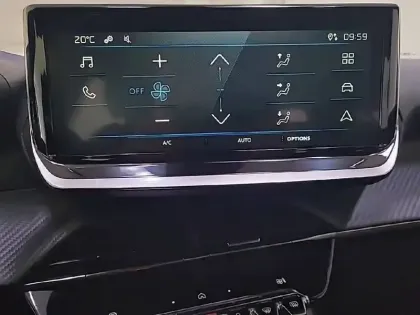 Photo 22 Peugeot 2008  PureTech 100 S&S BVM6