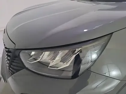 Photo 18 Peugeot 2008  PureTech 100 S&S BVM6