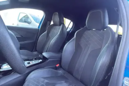 Photo 8 Peugeot 208  PureTech 100 S&S EAT8