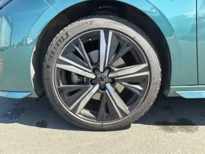 Photo 12 Peugeot 308  SW BlueHDi 130ch S&S EAT8