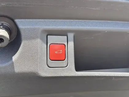 Photo 30 Peugeot 308  SW BlueHDi 130ch S&S EAT8