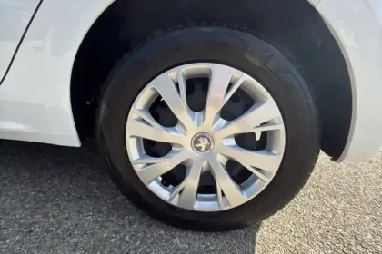 Photo 21 Peugeot 208  AFFAIRE BLUEHDI 100 S&S BVM5