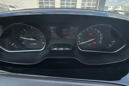 Photo 12 Peugeot 208  AFFAIRE BLUEHDI 100 S&S BVM5