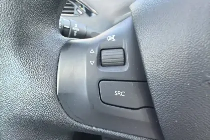 Photo 10 Peugeot 208  AFFAIRE BLUEHDI 100 S&S BVM5