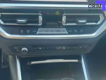 Photo 8 BMW Serie 3 330e xDrive 292 ch BVA8