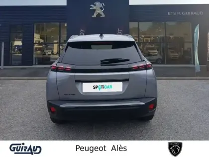 Photo 5 Peugeot 2008  PureTech 100 S&S BVM6