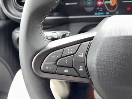 Photo 15 Renault Twingo  E-Tech Electrique 80 ch autonomie urbaine