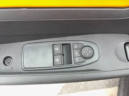 Photo 10 Renault Twingo  E-Tech Electrique 80 ch autonomie urbaine