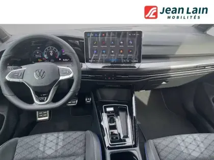 Photo 17 Volkswagen Golf  1.5 eTSI EVO2 150 DSG7