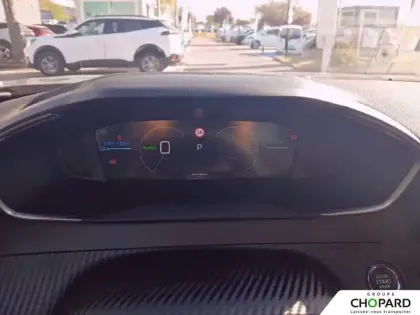 Photo 16 Peugeot 2008  Electrique 54 kWh 156 ch