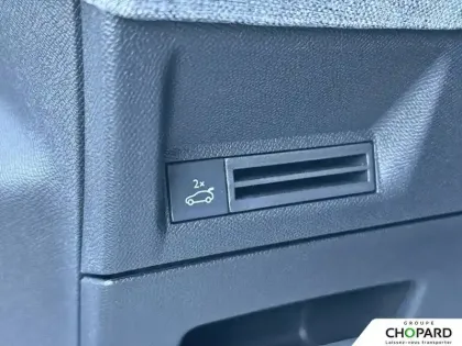 Photo 19 Peugeot 3008  Electrique 230 ch Grande autonomie 97 kWh