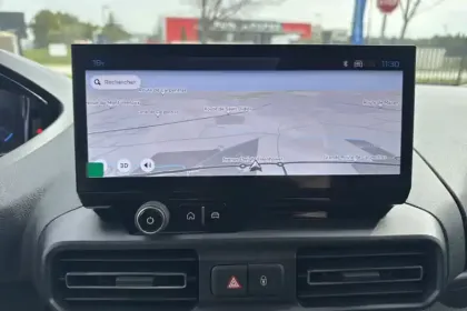 Photo 19 Peugeot Partner  DANGEL 4X4 FGN DIESEL 130 CH M AUTOMATIQUE