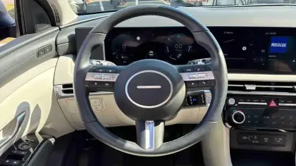 Photo 13 Hyundai Tucson  1.6 T-GDI 239 Hybrid BVA6