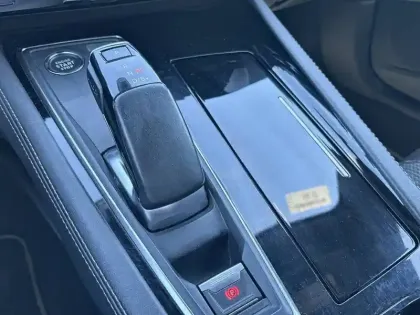 Photo 13 Peugeot 508  Hybrid 225 e-EAT8