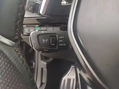 Photo 46 Peugeot 508  Hybrid 225 e-EAT8