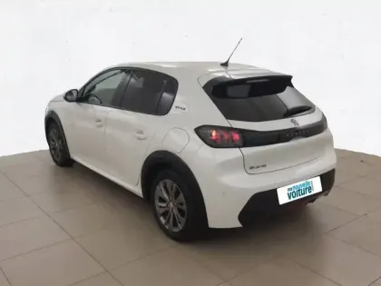Photo 32 Peugeot 208  Electrique 50 kWh 136ch