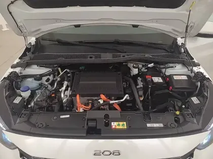Photo 54 Peugeot 208  Electrique 50 kWh 136ch