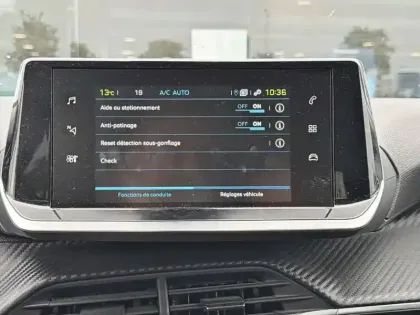 Photo 23 Peugeot 208  Electrique 50 kWh 136ch