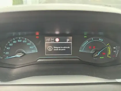 Photo 9 Peugeot 208  Electrique 50 kWh 136ch