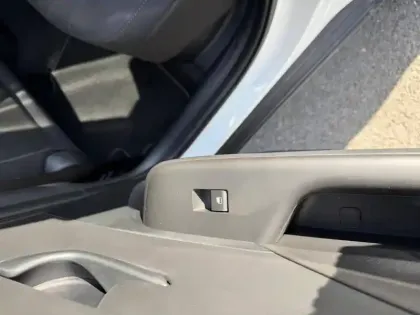 Photo 18 Hyundai Kona  Hybrid 138