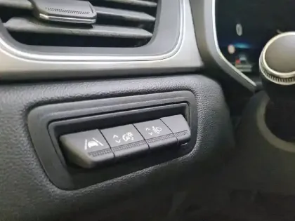 Photo 30 Renault Captur  TCe 130 EDC FAP