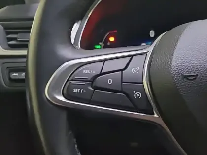 Photo 28 Renault Captur  TCe 130 EDC FAP